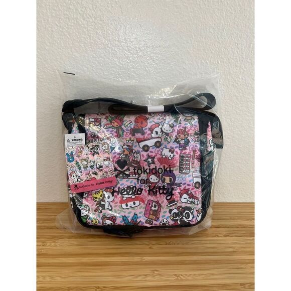Tokidoki x Hello Kitty Bag - Picture 2 of 12